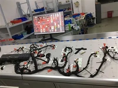 Kaj je kabelski snop za vozila?